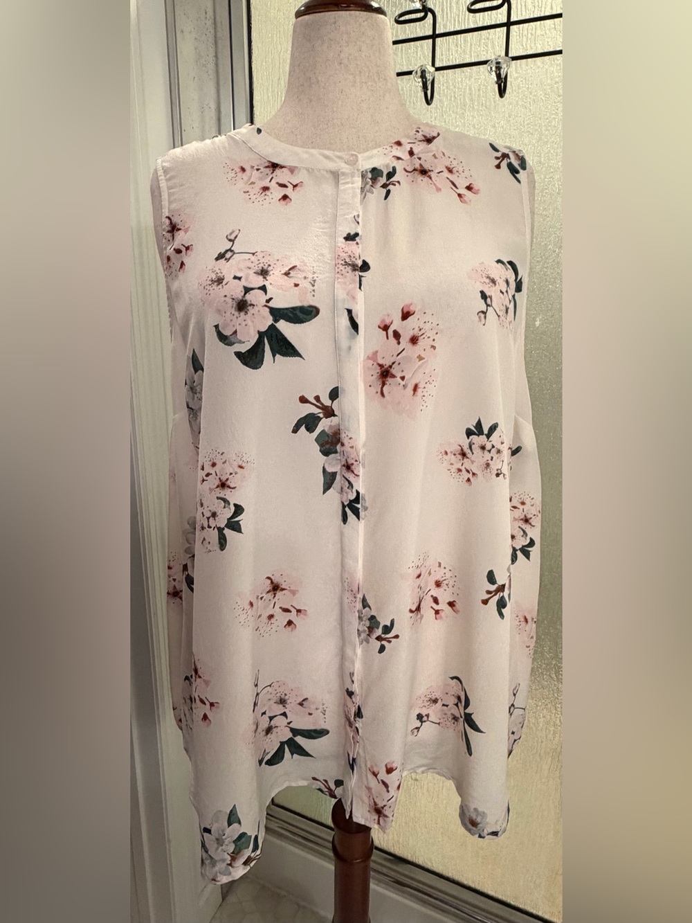 Lucky Brand Floral Sleeveless Button Front Blouse Tunic 3X EUC $28